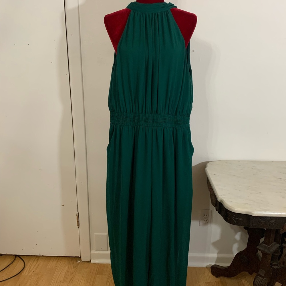 Sleeveless High Neck Jumpsuit